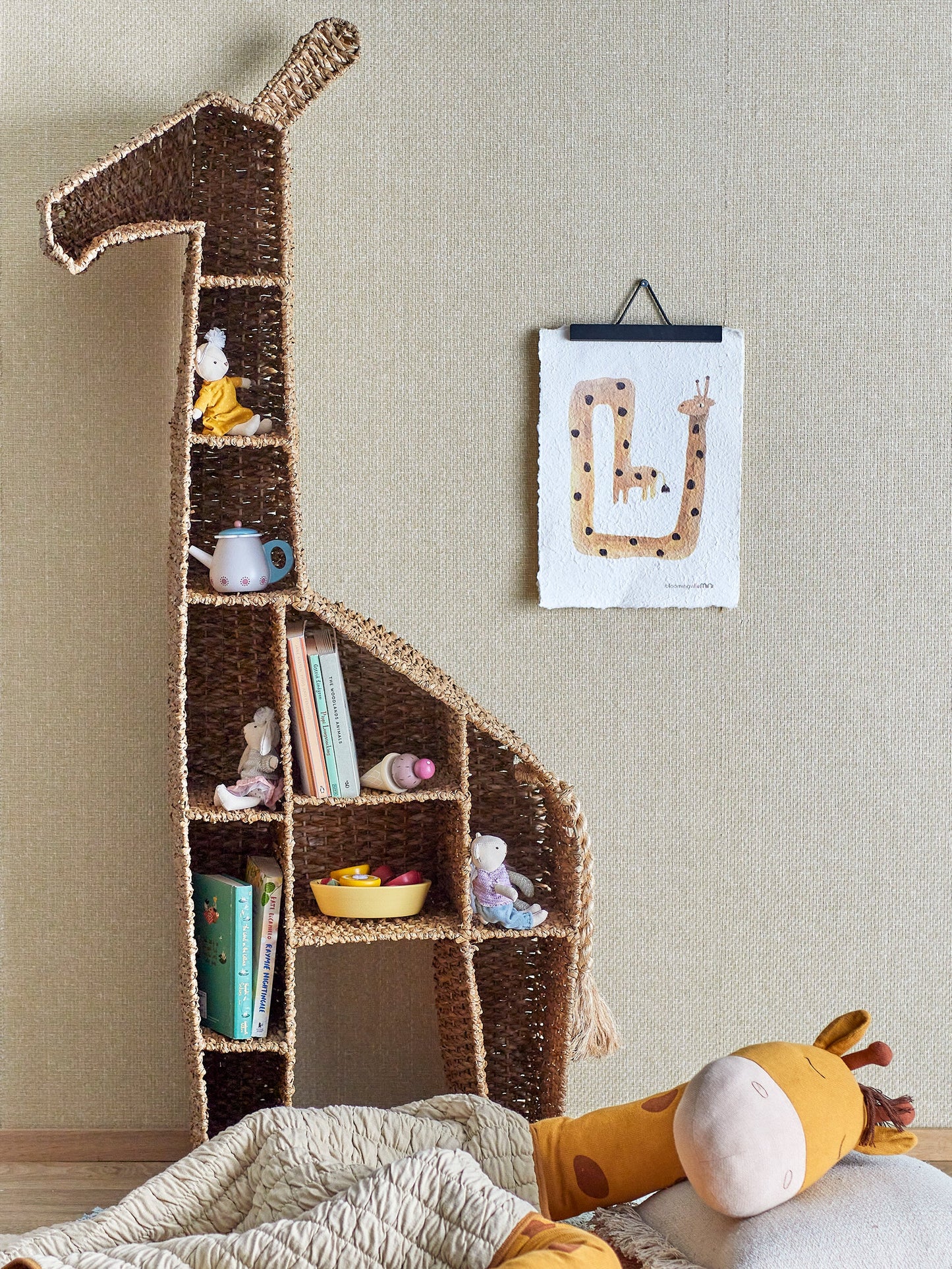 Kalu Bookcase, Nature, Bankuan Grass