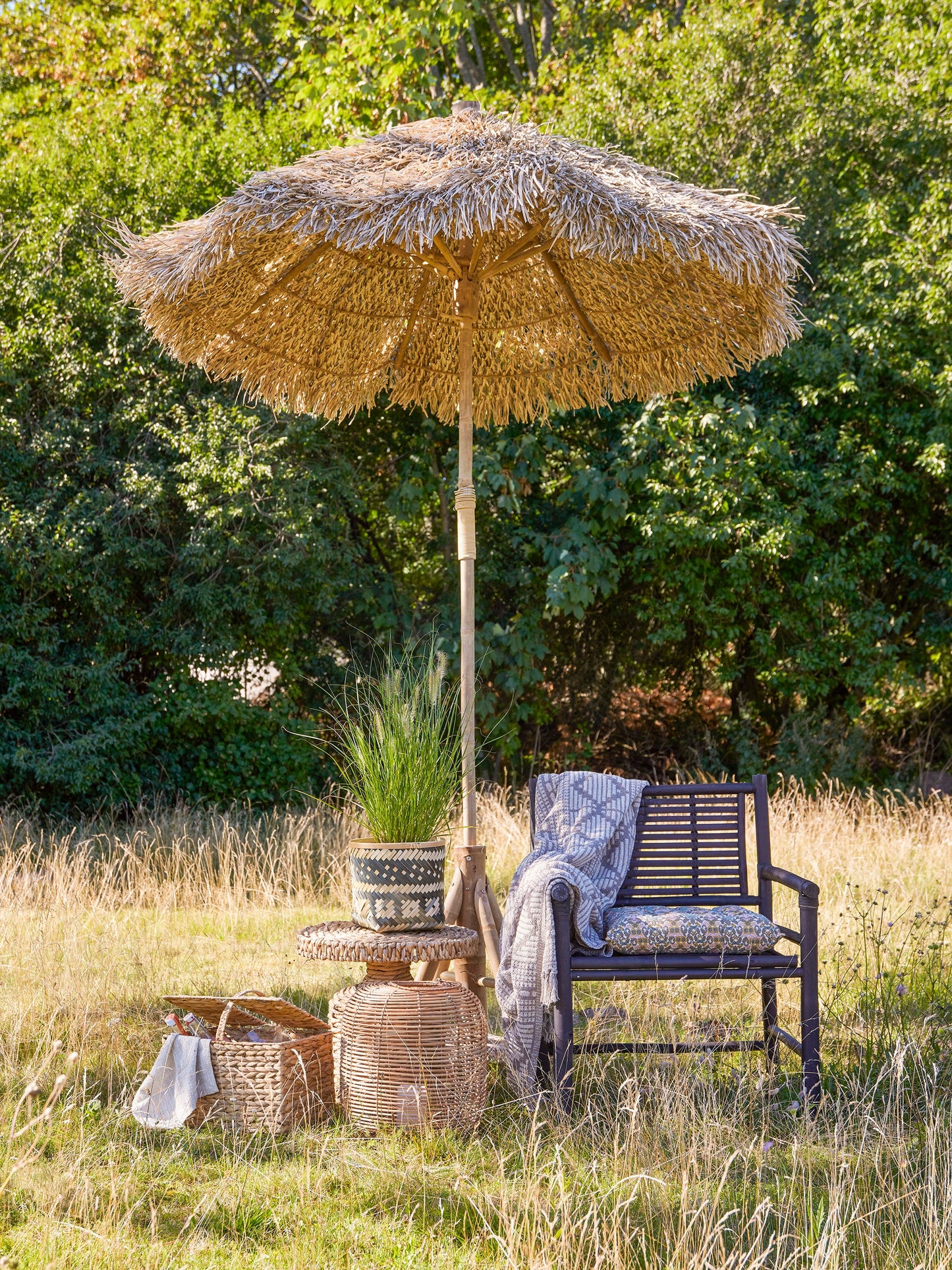 Camo Side Table, Nature, Water Hyacinth