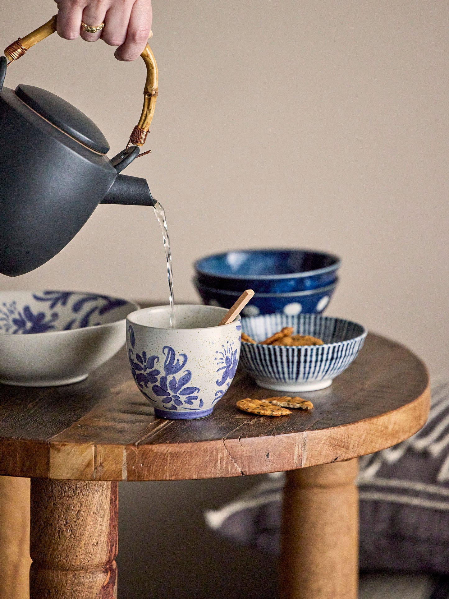 Joanna Teapot, Black, Stoneware